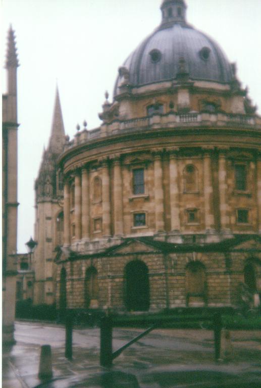 04_Oxford_Radcliffe_Camera.png